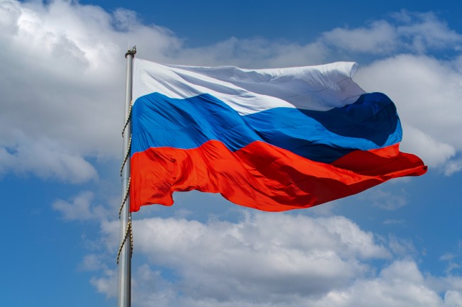 В День флага 3 тысячи патриотов выстроились в «живую» карту России на Поклонной горе