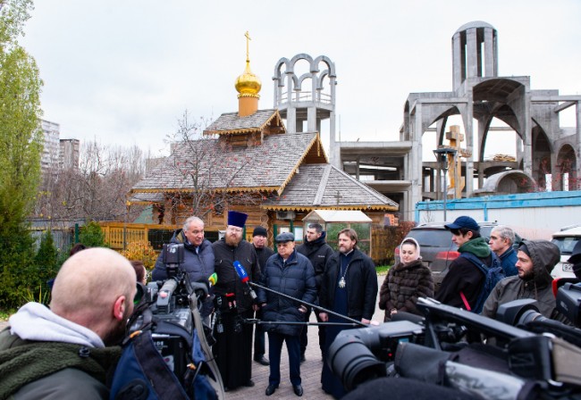 Патриарх Кирилл выделил субсидию на завершение строительства храма в Очаково-Матвеевском