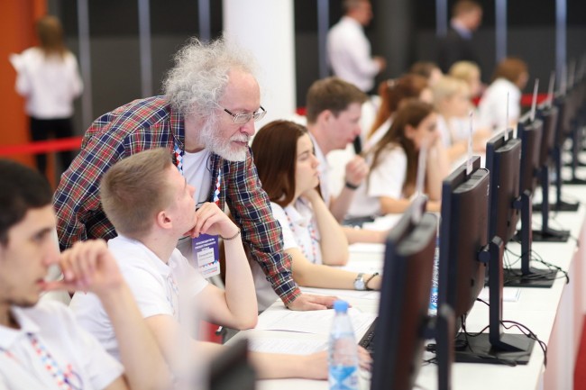 Венедиктов рассказал об очередях на «дачных» избирательных участках Венедиктов рассказал об очередях на «дачных» избирательных участках